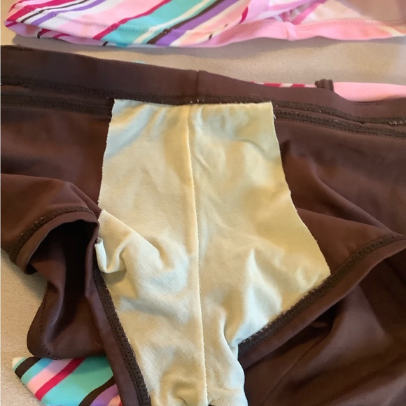 Swimsuit junior Two piece swimsuit halter style. - Picture 3 of 4